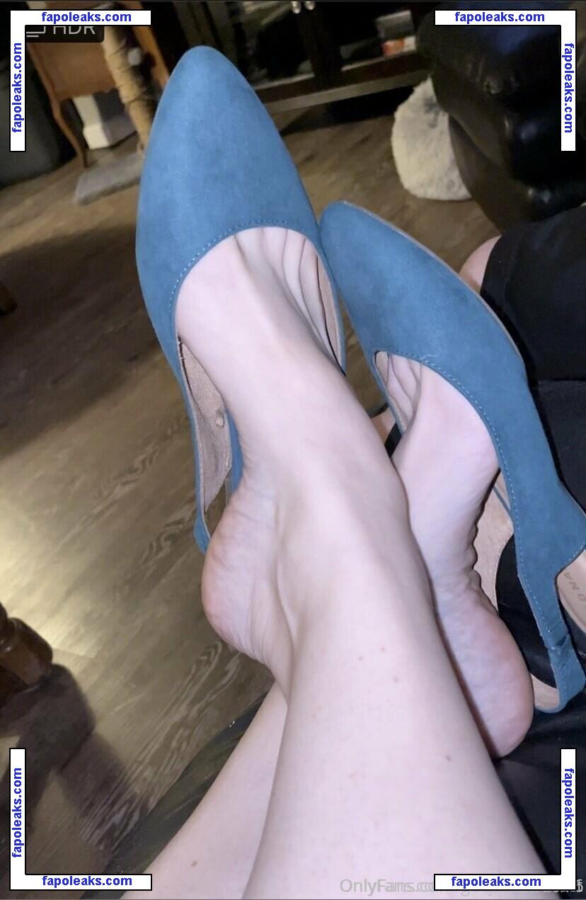 footjobsandfeet / feetsandfoots nude photo #0029 from OnlyFans