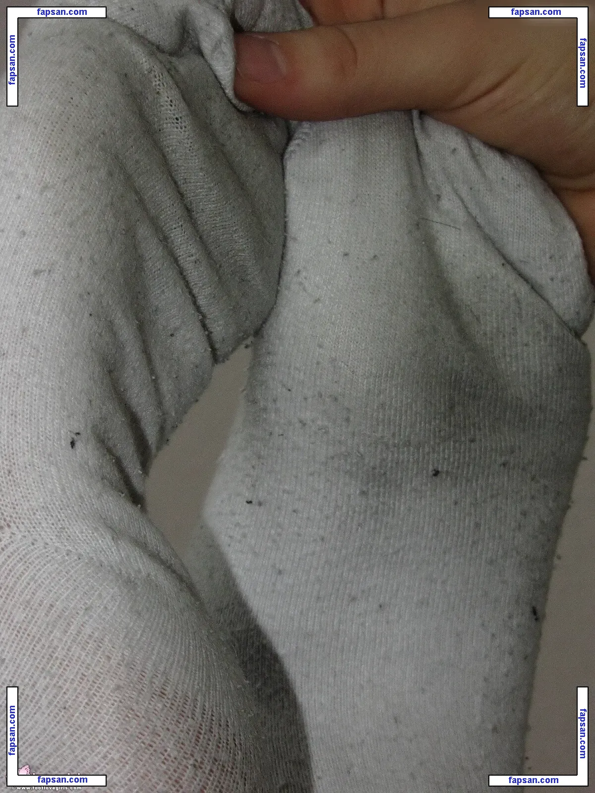 Footlovegirls nude photo #1225 from OnlyFans