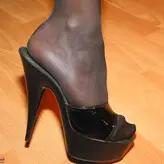 Footlovegirls голая #1085