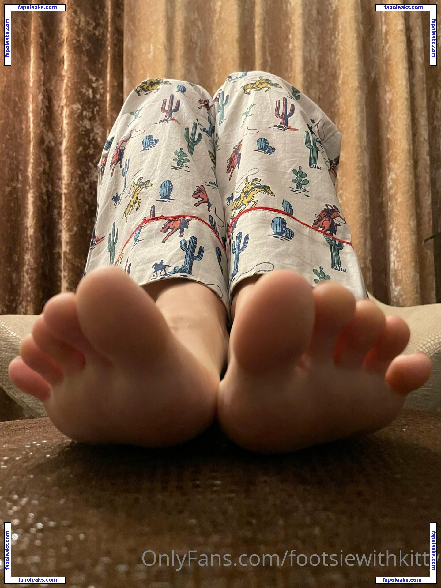 footsiewithkitty nude photo #0004 from OnlyFans