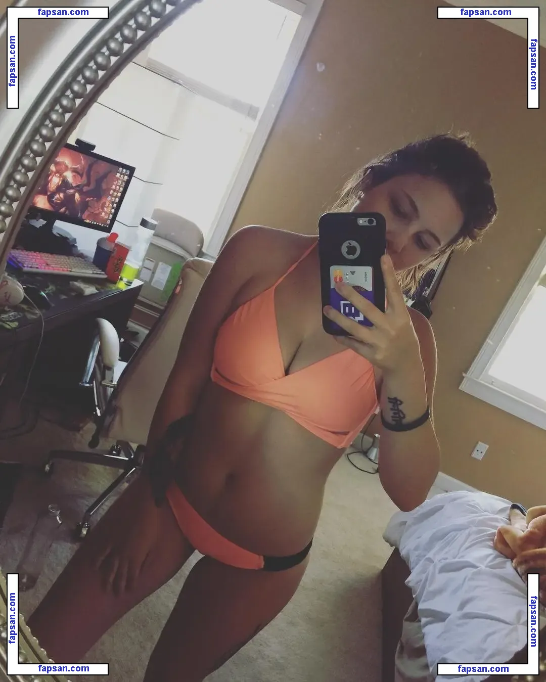 Fooya nude photo #0025 from OnlyFans
