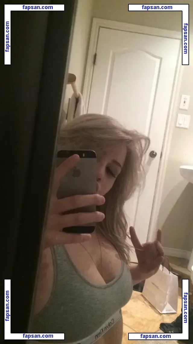 Fooya nude photo #0105 from OnlyFans