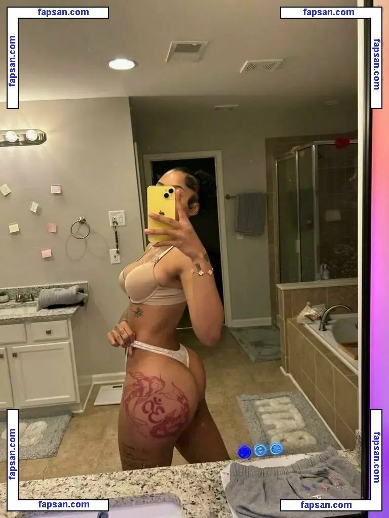 foreignasianncy nude photo #0014 from OnlyFans