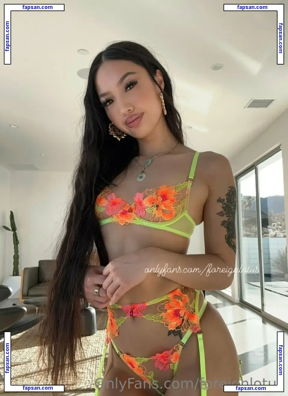 foreignlotus nude photo #0018 from OnlyFans