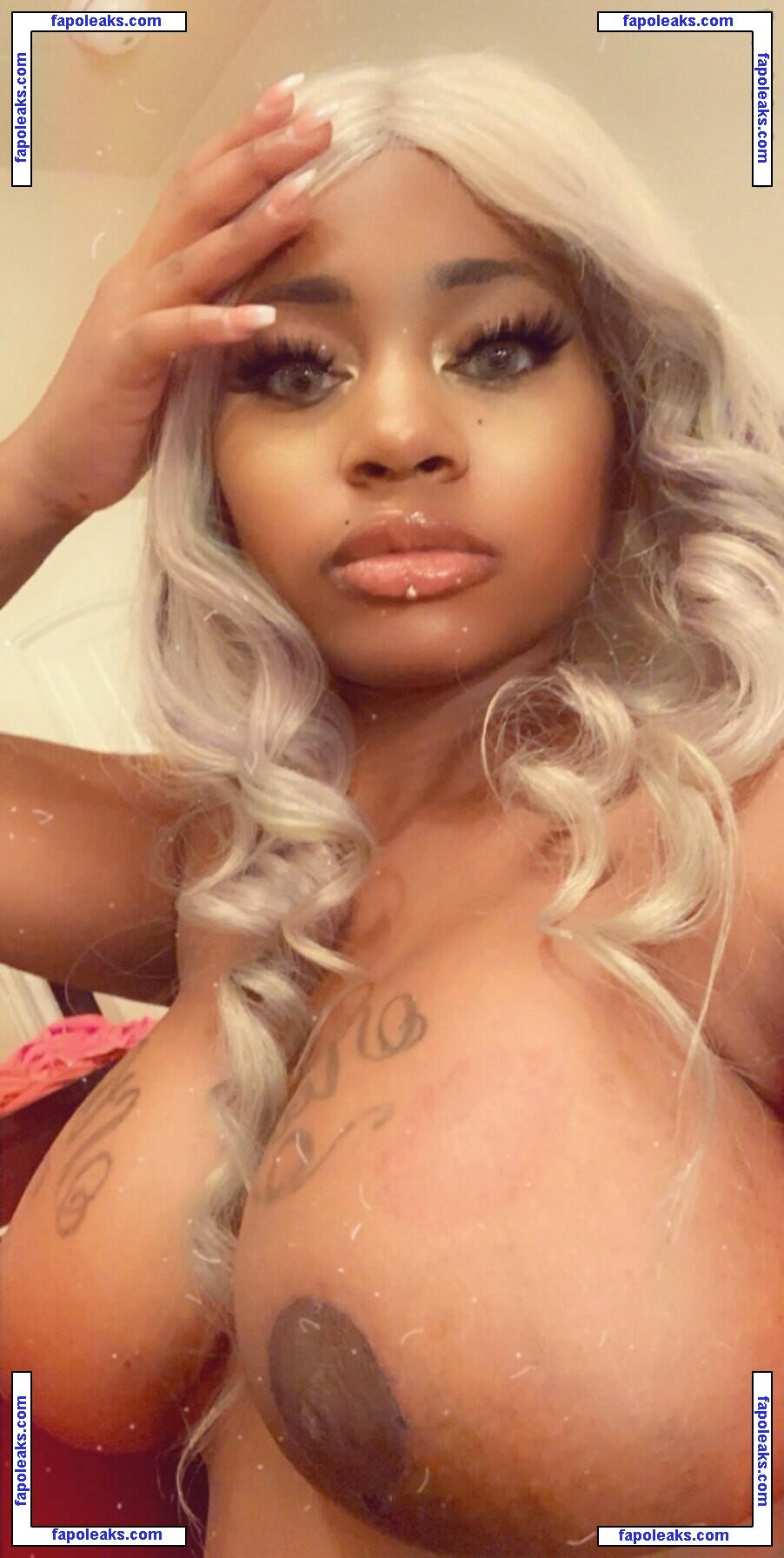 foreignrenaa / foreignrenaa1 nude photo #0021 from OnlyFans