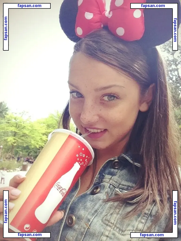 Foxy Di nude photo #0004 from OnlyFans