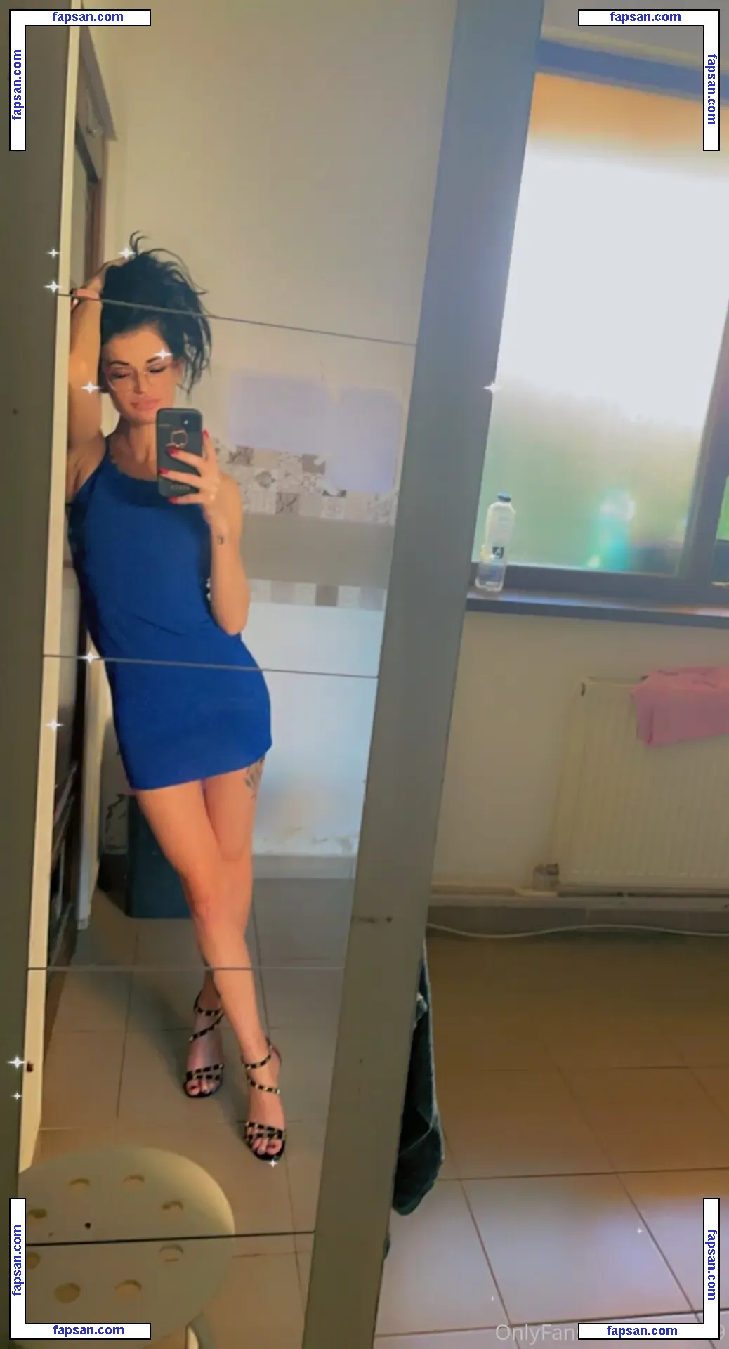 foxy98e nude photo #0005 from OnlyFans