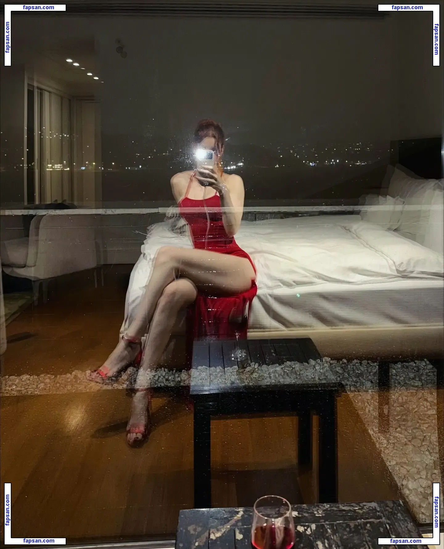 fraaoula голая фото #0193 с Онлифанс