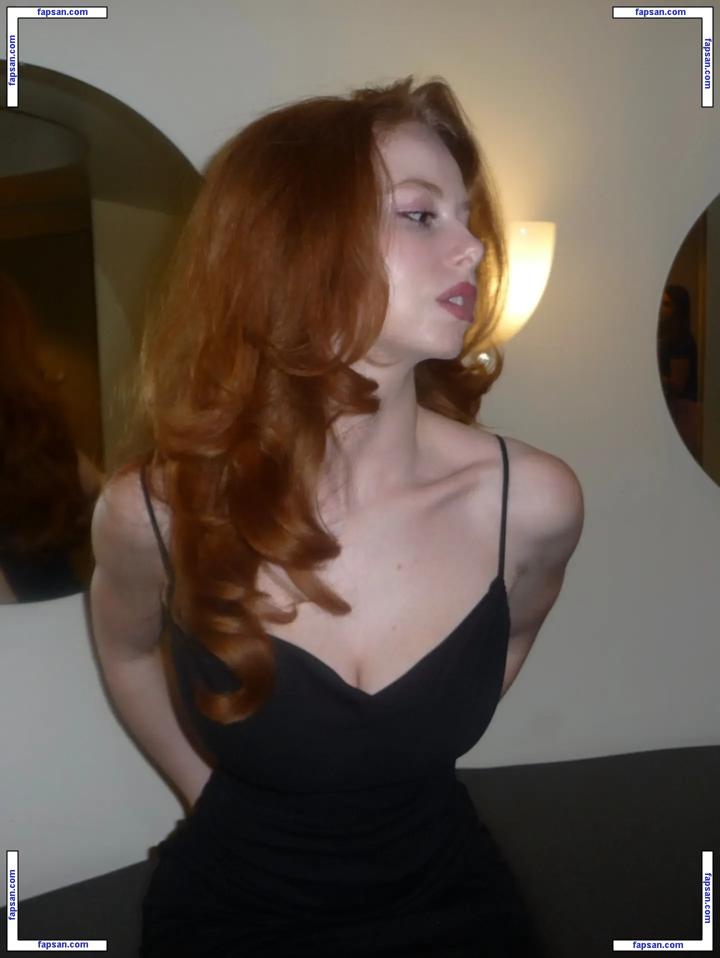 Francesca Capaldi nude photo #0512 from OnlyFans