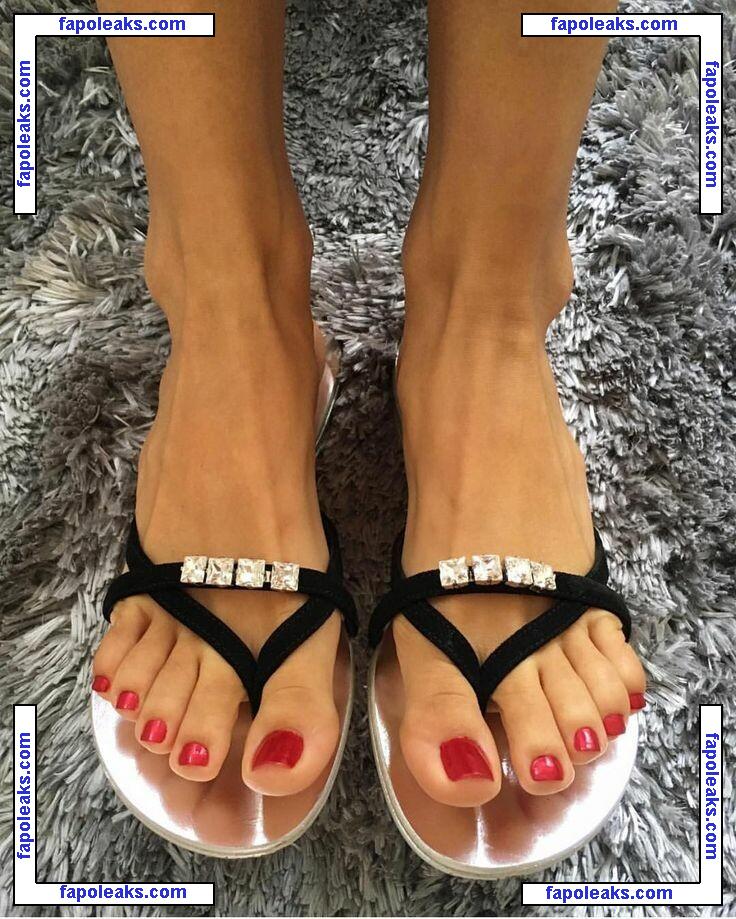 Francesca_feet nude photo #0004 from OnlyFans