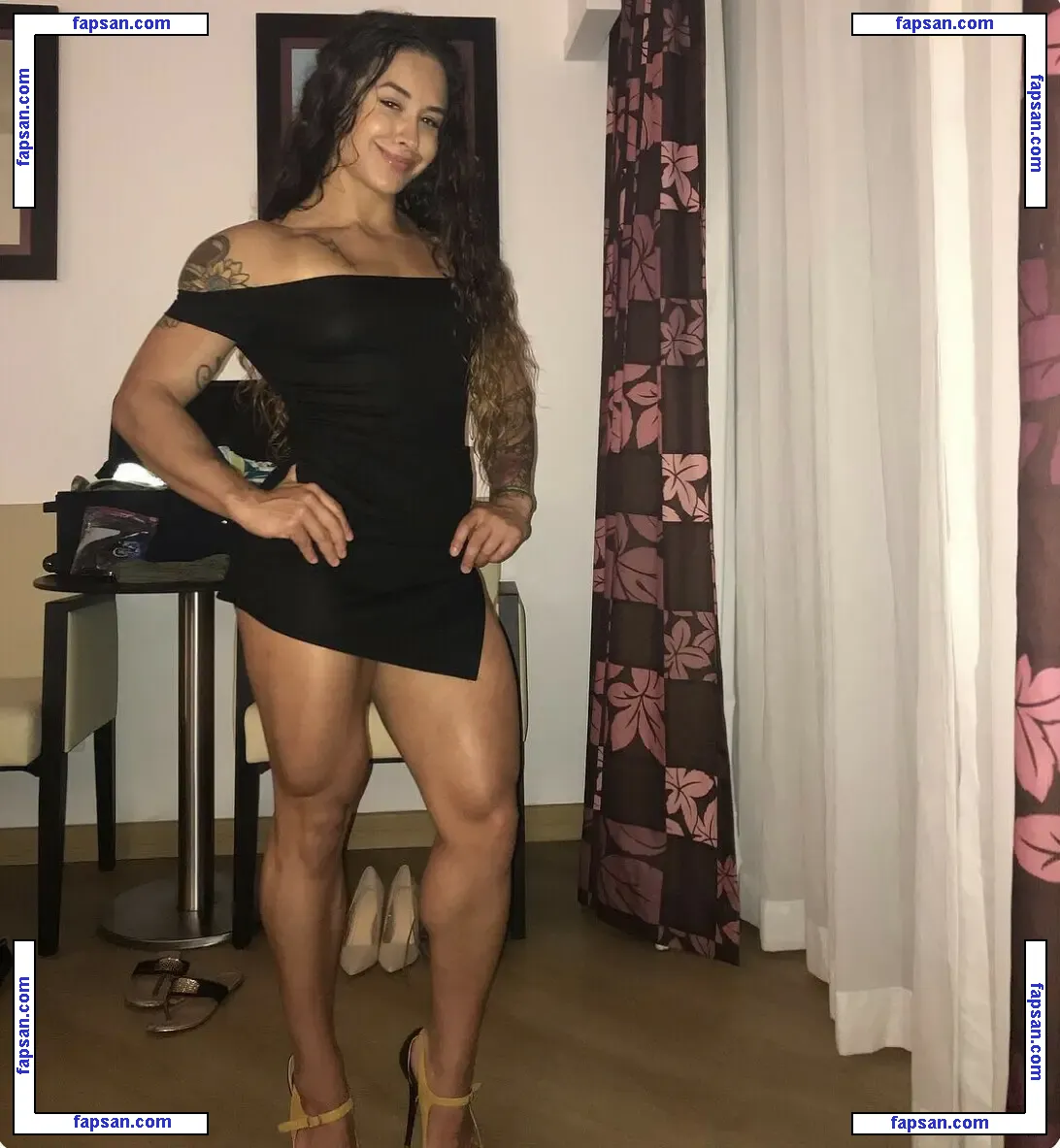 Francesca Mujica nude photo #0005 from OnlyFans
