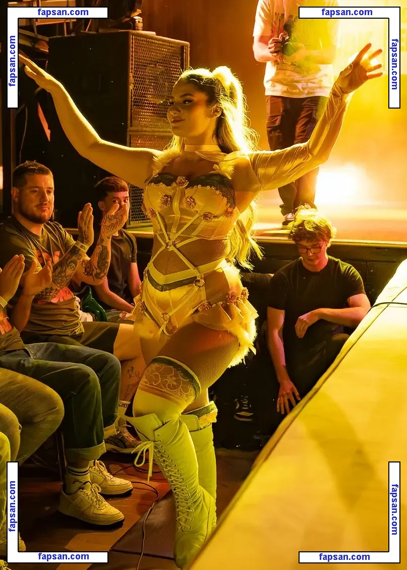 Frankie B nude photo #0013 from OnlyFans