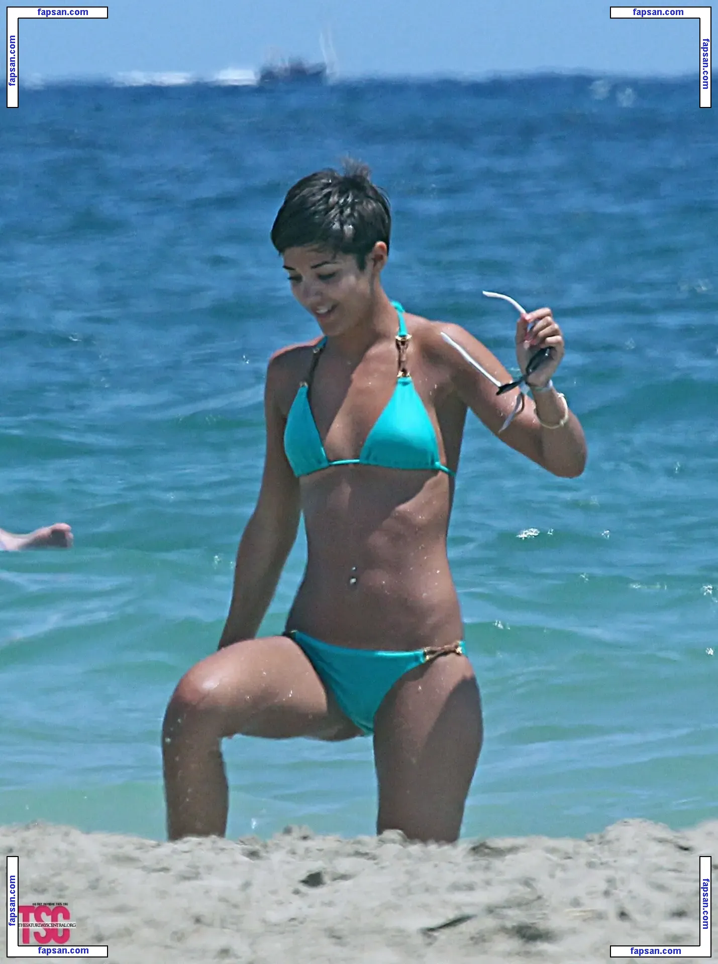 Frankie Bridge nude photo #0634 from OnlyFans