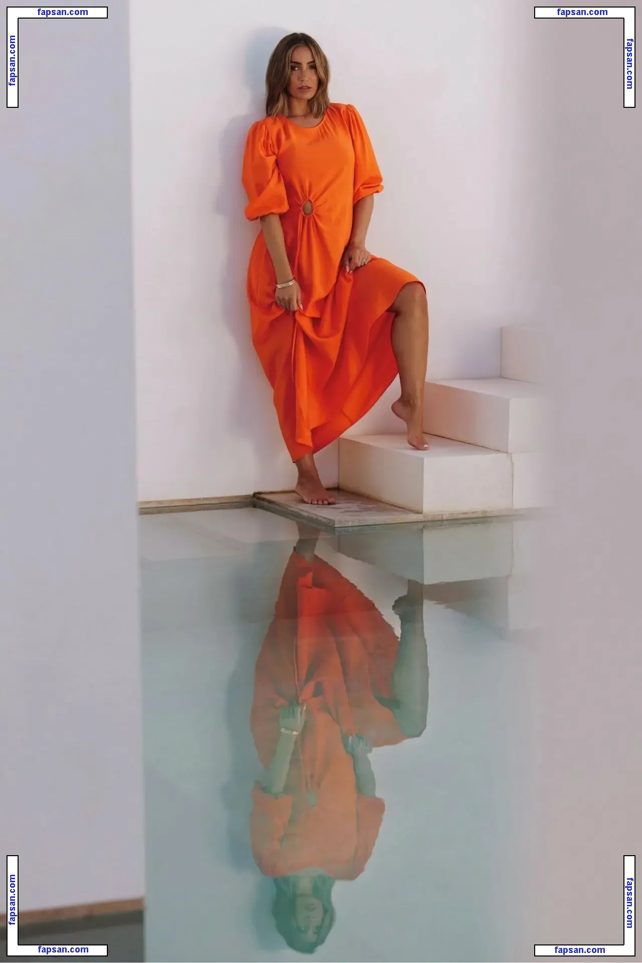 Frankie Bridge nude photo #0894 from OnlyFans
