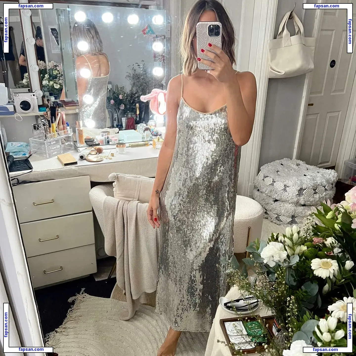 Frankie Bridge nude photo #0978 from OnlyFans