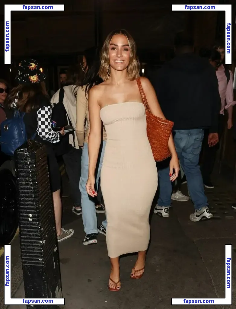 Frankie Bridge nude photo #0990 from OnlyFans