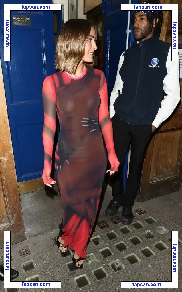Frankie Bridge nude photo #1032 from OnlyFans