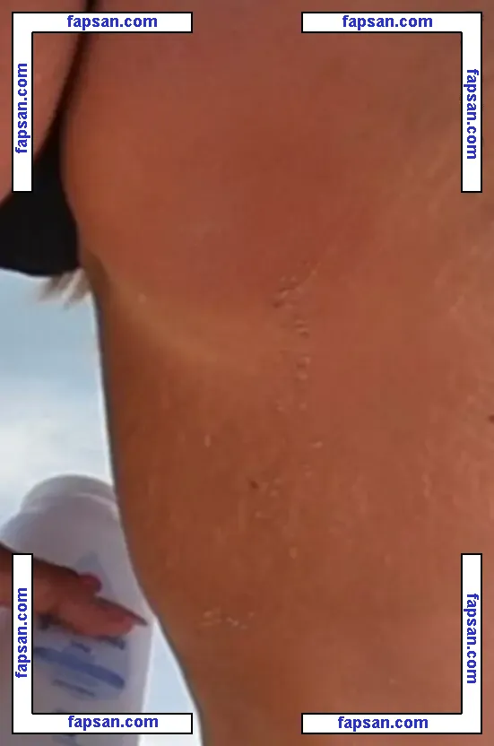 Frankie Bridge nude photo #1095 from OnlyFans