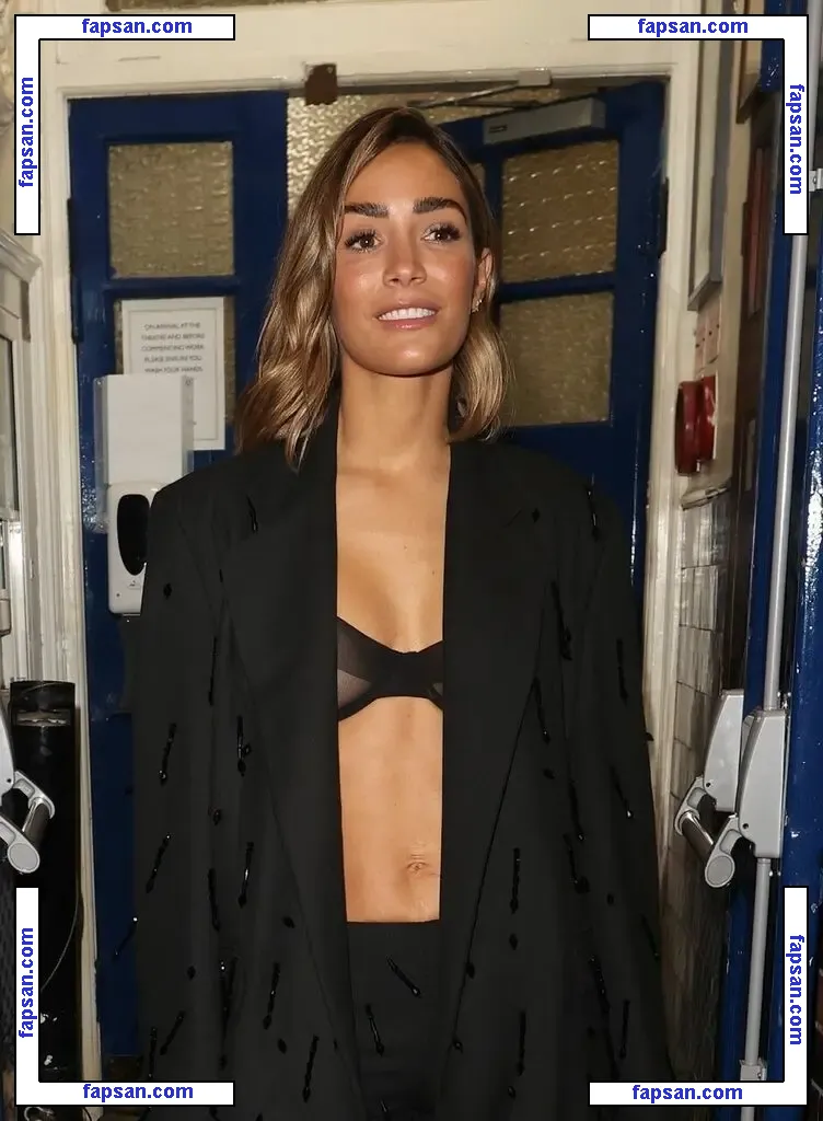 Frankie Bridge nude photo #1306 from OnlyFans