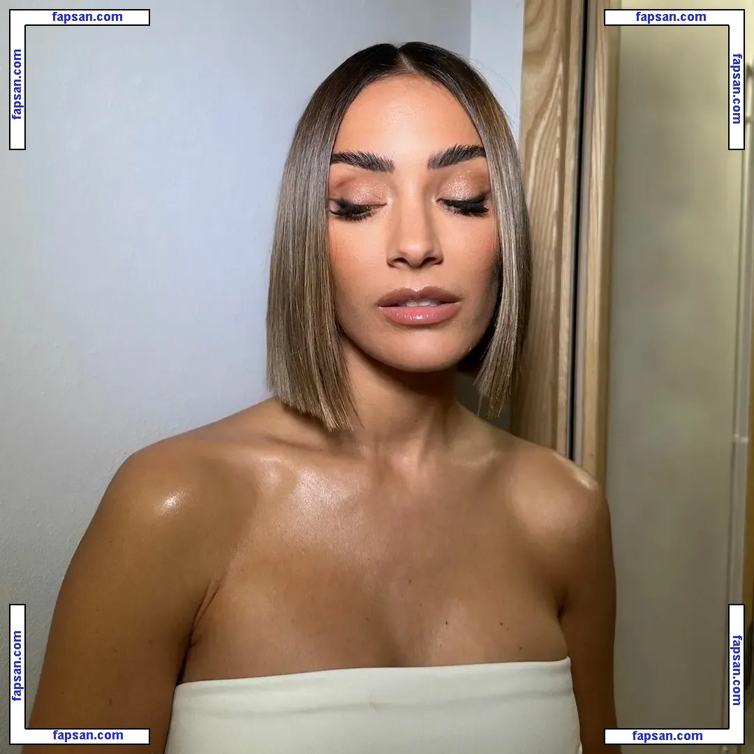 Frankie Bridge nude photo #1351 from OnlyFans
