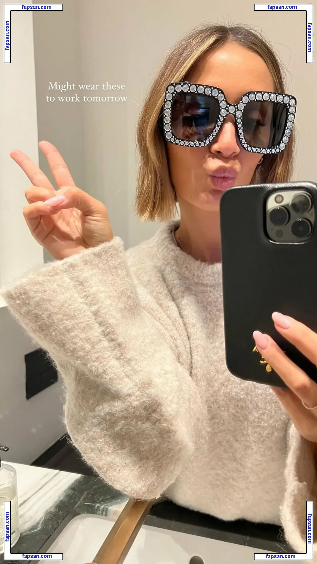 Frankie Bridge nude photo #1397 from OnlyFans