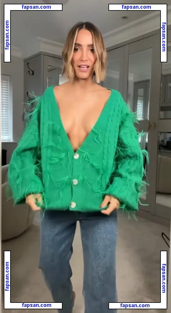 Frankie Bridge nude photo #1401 from OnlyFans