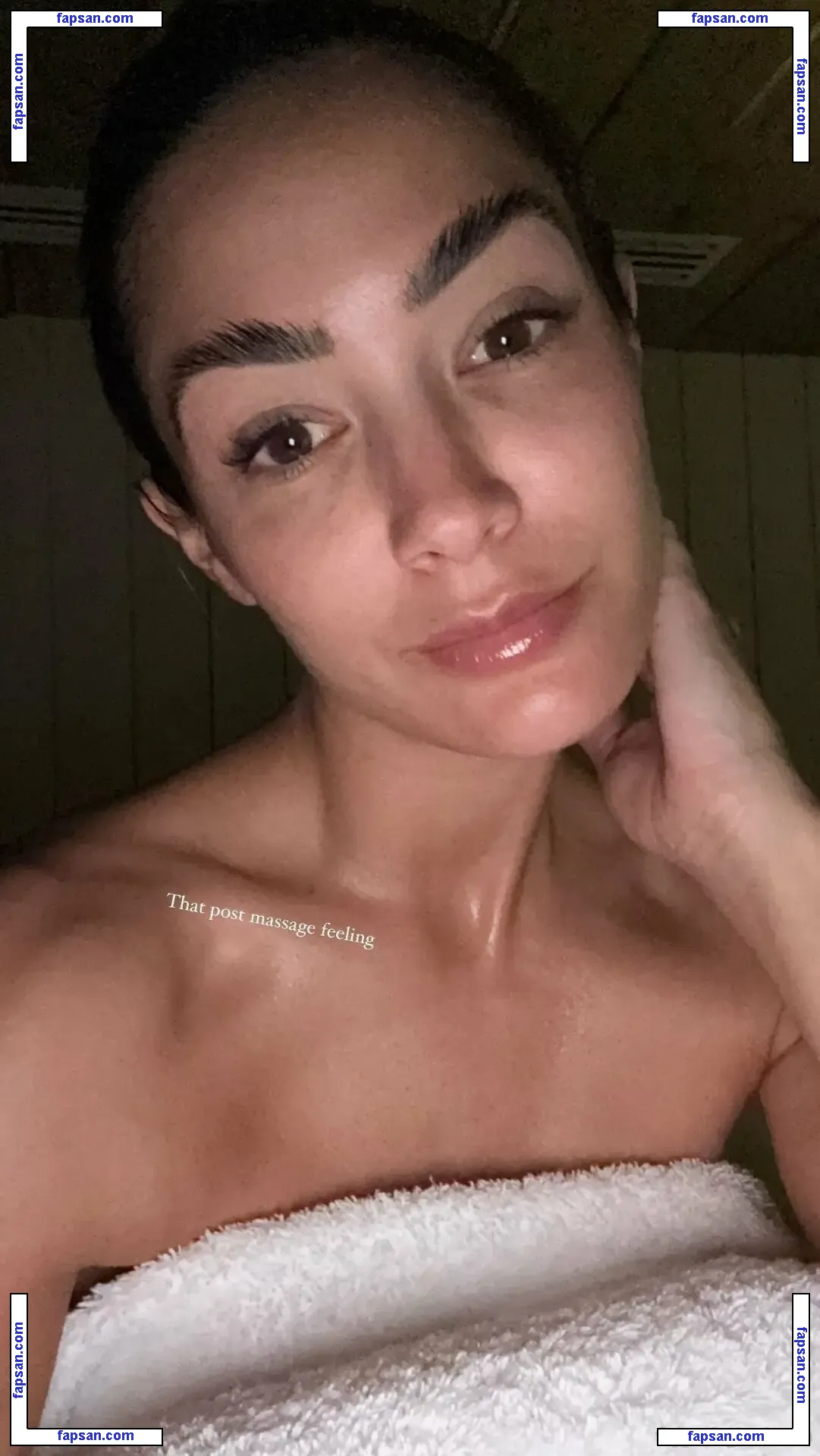 Frankie Bridge nude photo #1537 from OnlyFans