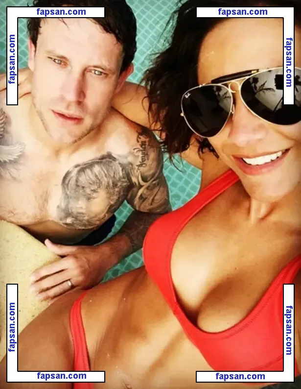 Frankie Bridge nude photo #1644 from OnlyFans