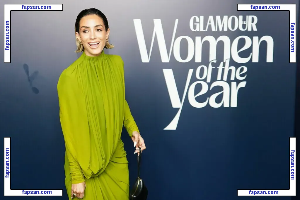 Frankie Bridge nude photo #1785 from OnlyFans