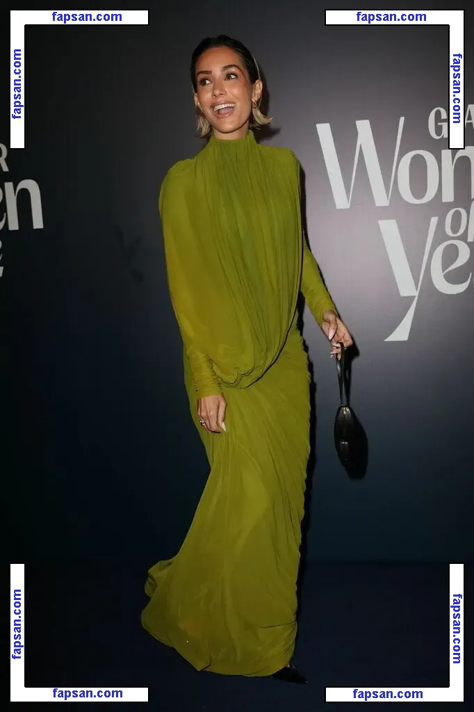 Frankie Bridge nude photo #1797 from OnlyFans