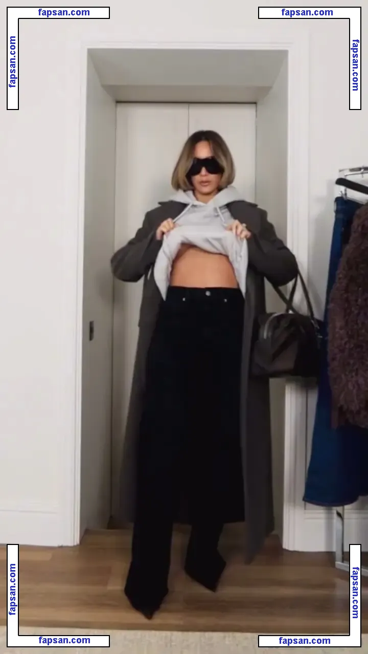 Frankie Bridge nude photo #1802 from OnlyFans