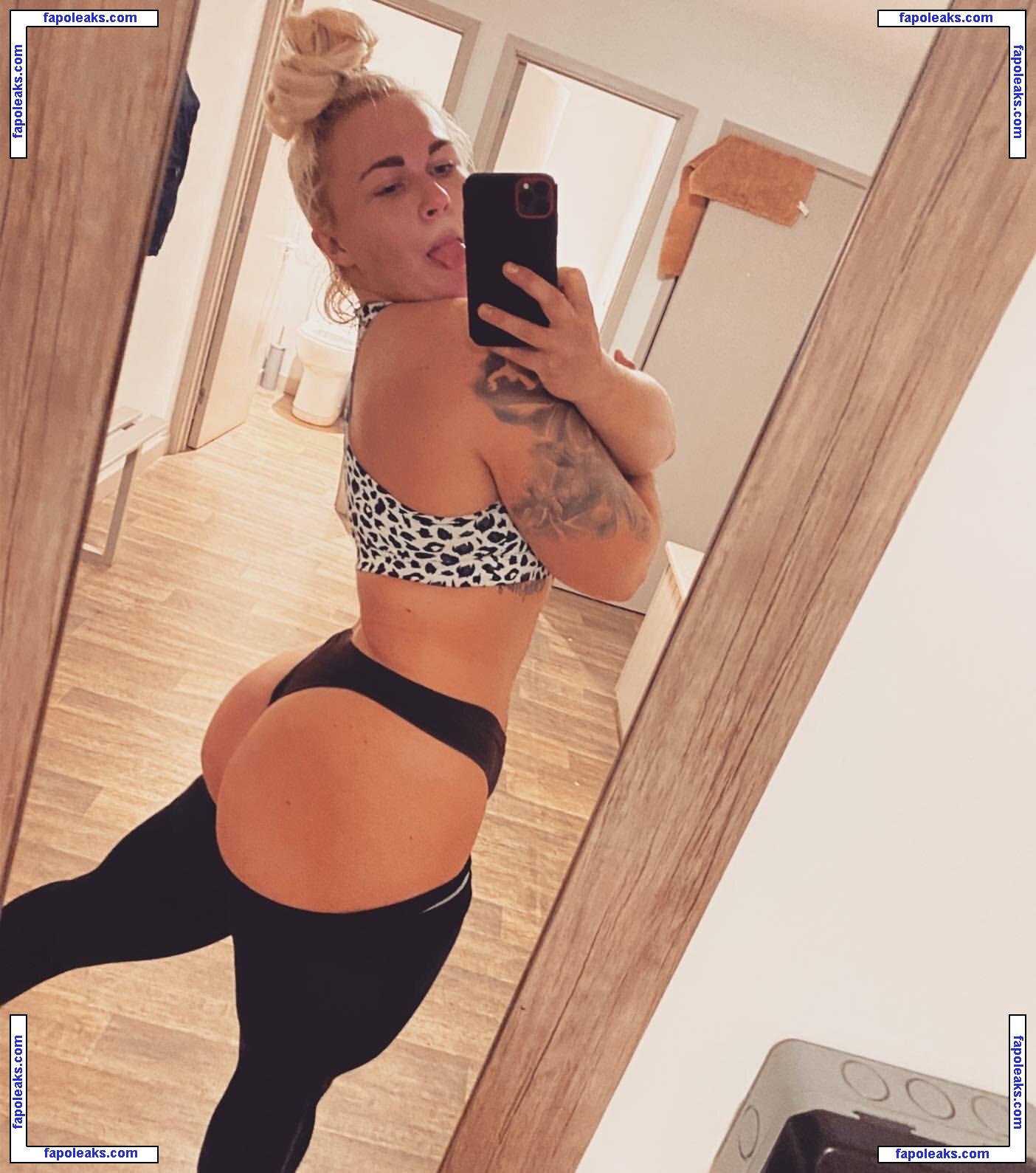 Frankie Dennis / peachiness14 / yourroyalthighness14 nude photo #0003 from OnlyFans