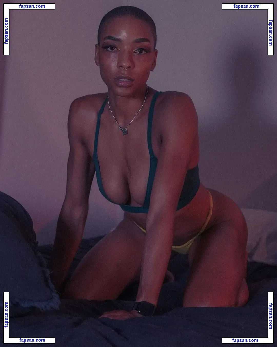 Frankiiy nude photo #0048 from OnlyFans