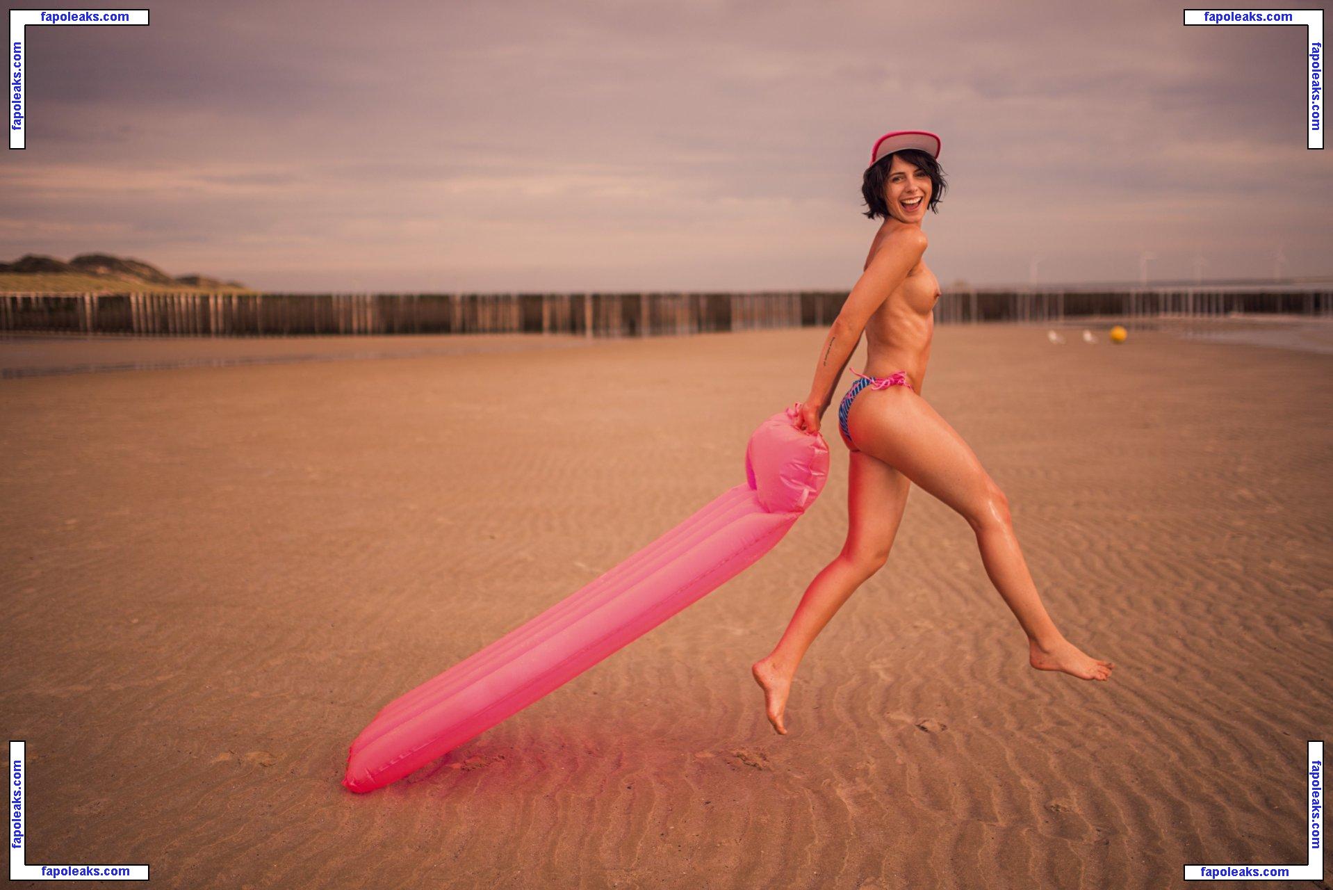 Franzi Skamet nude photo #0019 from OnlyFans