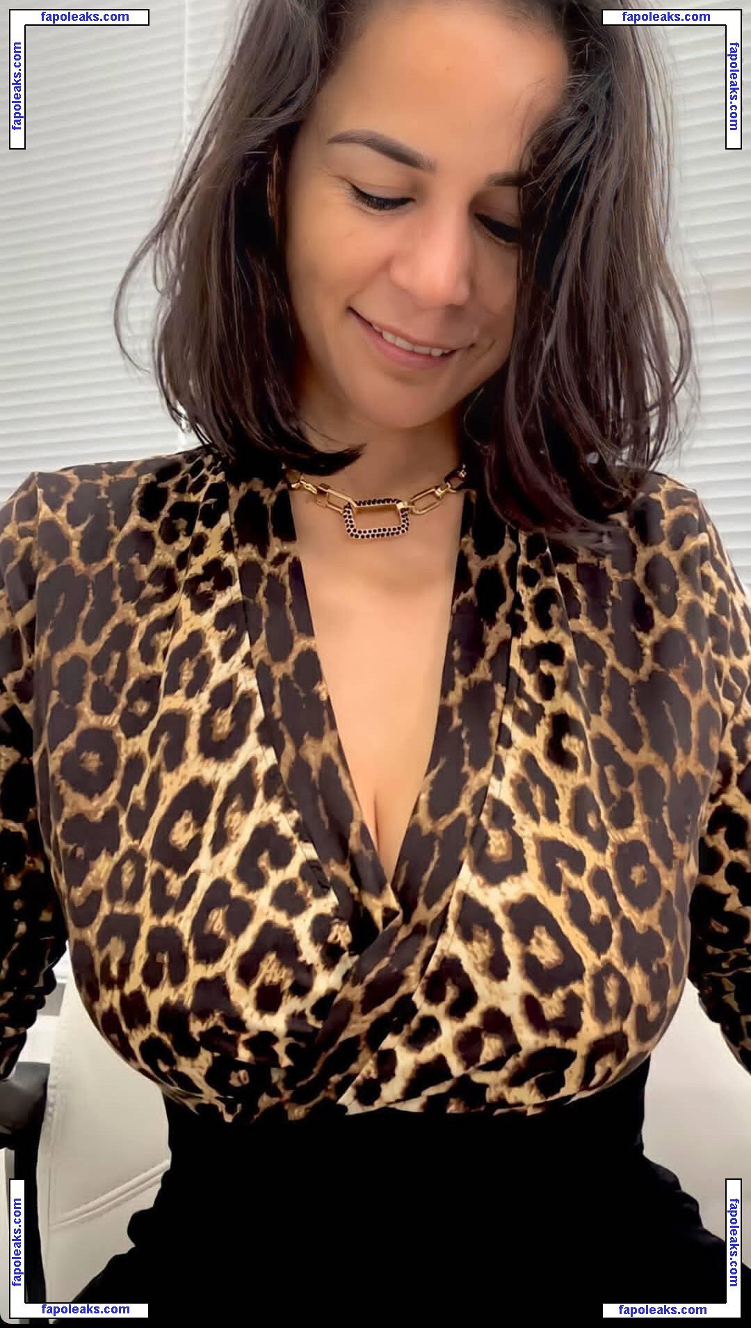 freakymom81 / wildcatmom81 nude photo #0002 from OnlyFans