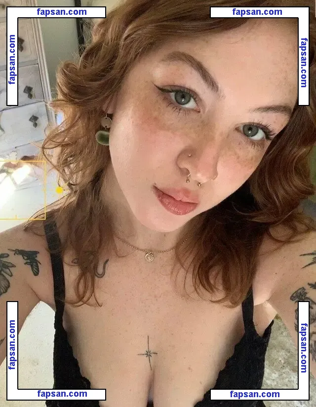 freckledjulez / julijulez nude photo #0002 from OnlyFans