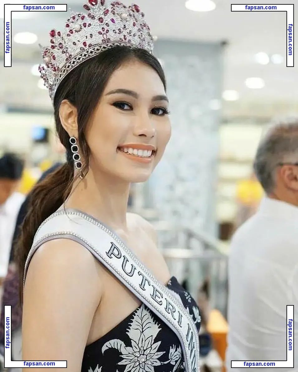 Frederika Alexis Cull голая фото #0001 с Онлифанс