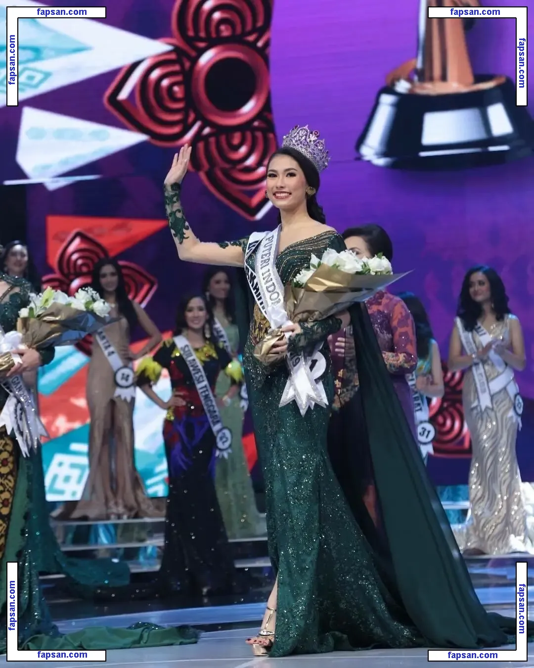 Frederika Alexis Cull голая фото #0025 с Онлифанс