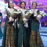 Frederika Alexis Cull голая #0023