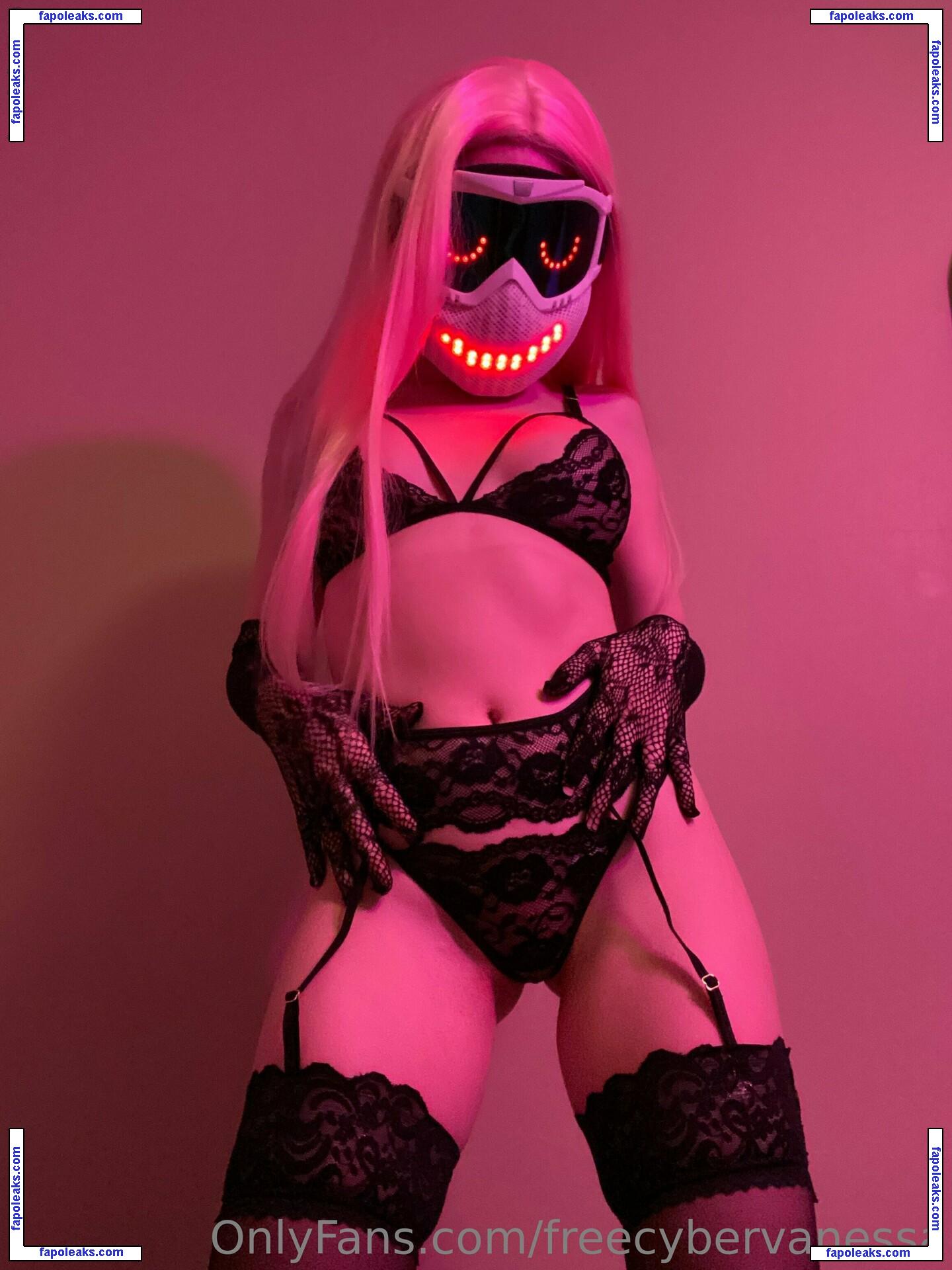 freecybervanessa / brittany_bitchh nude photo #0008 from OnlyFans