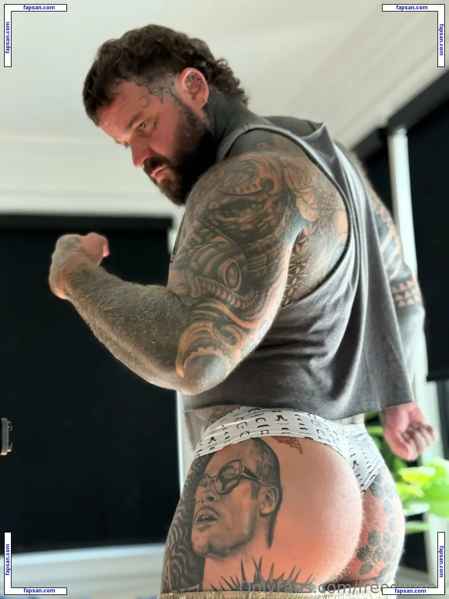 freedurden nude photo #0033 from OnlyFans