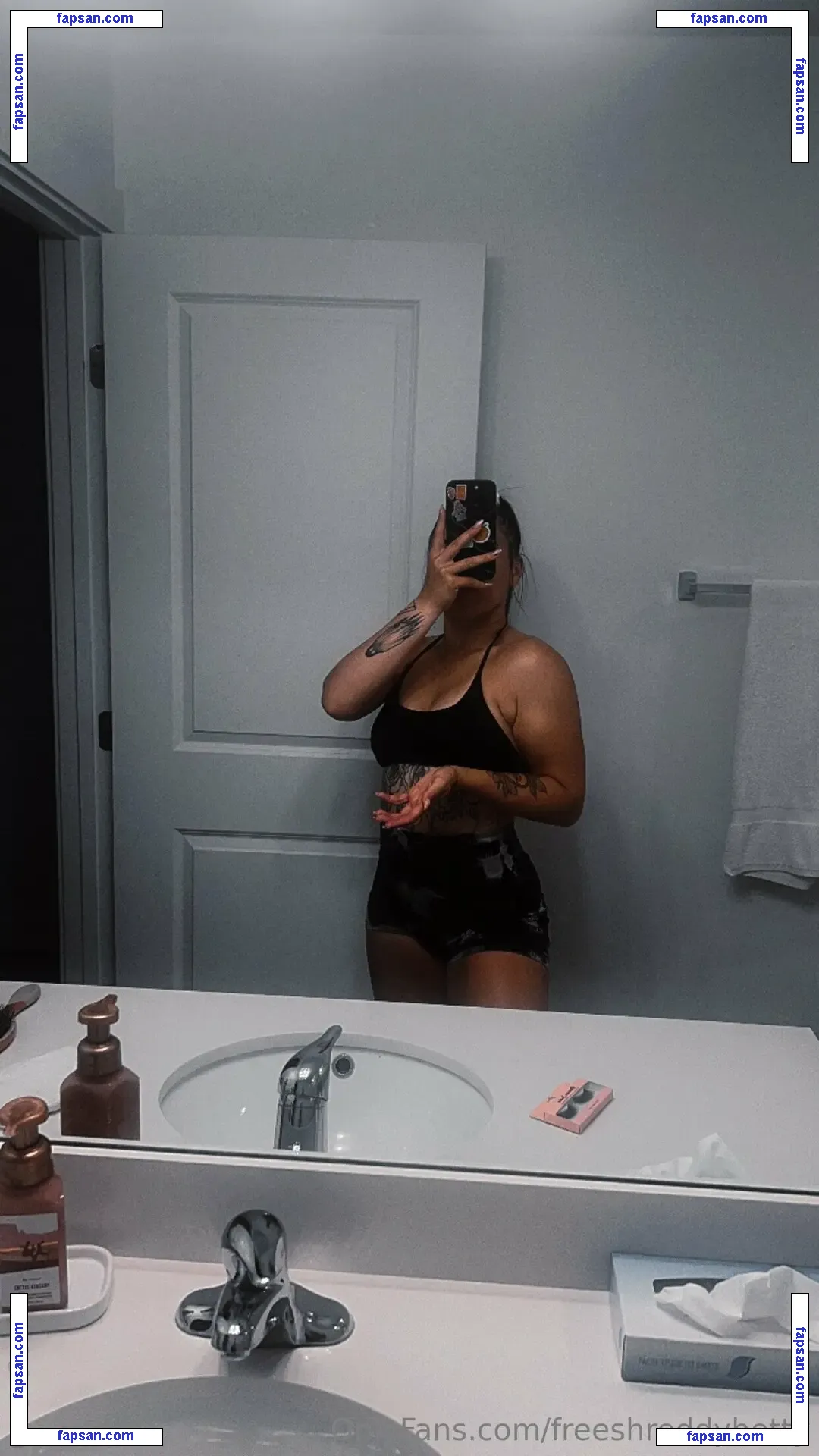 freeshreddybetty nude photo #0027 from OnlyFans