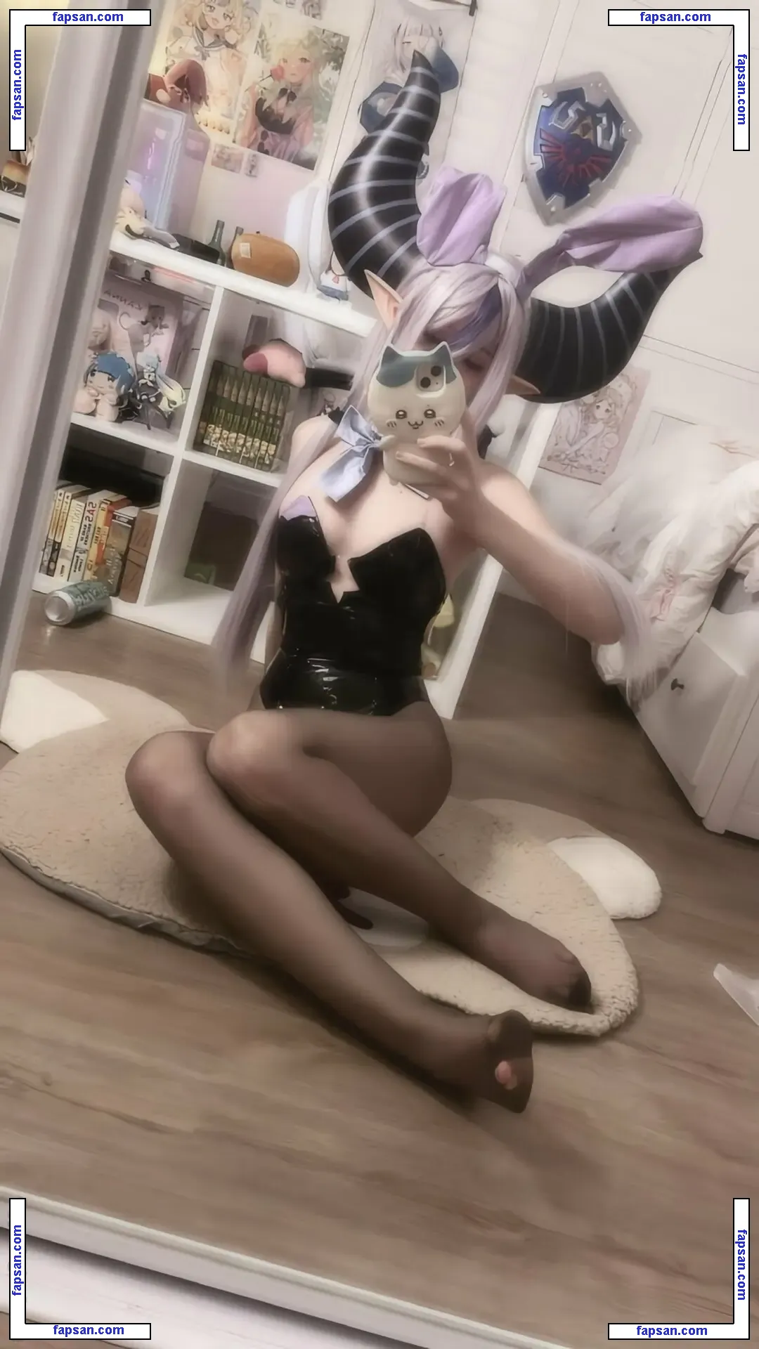 frenchybread1122 nude photo #0006 from OnlyFans