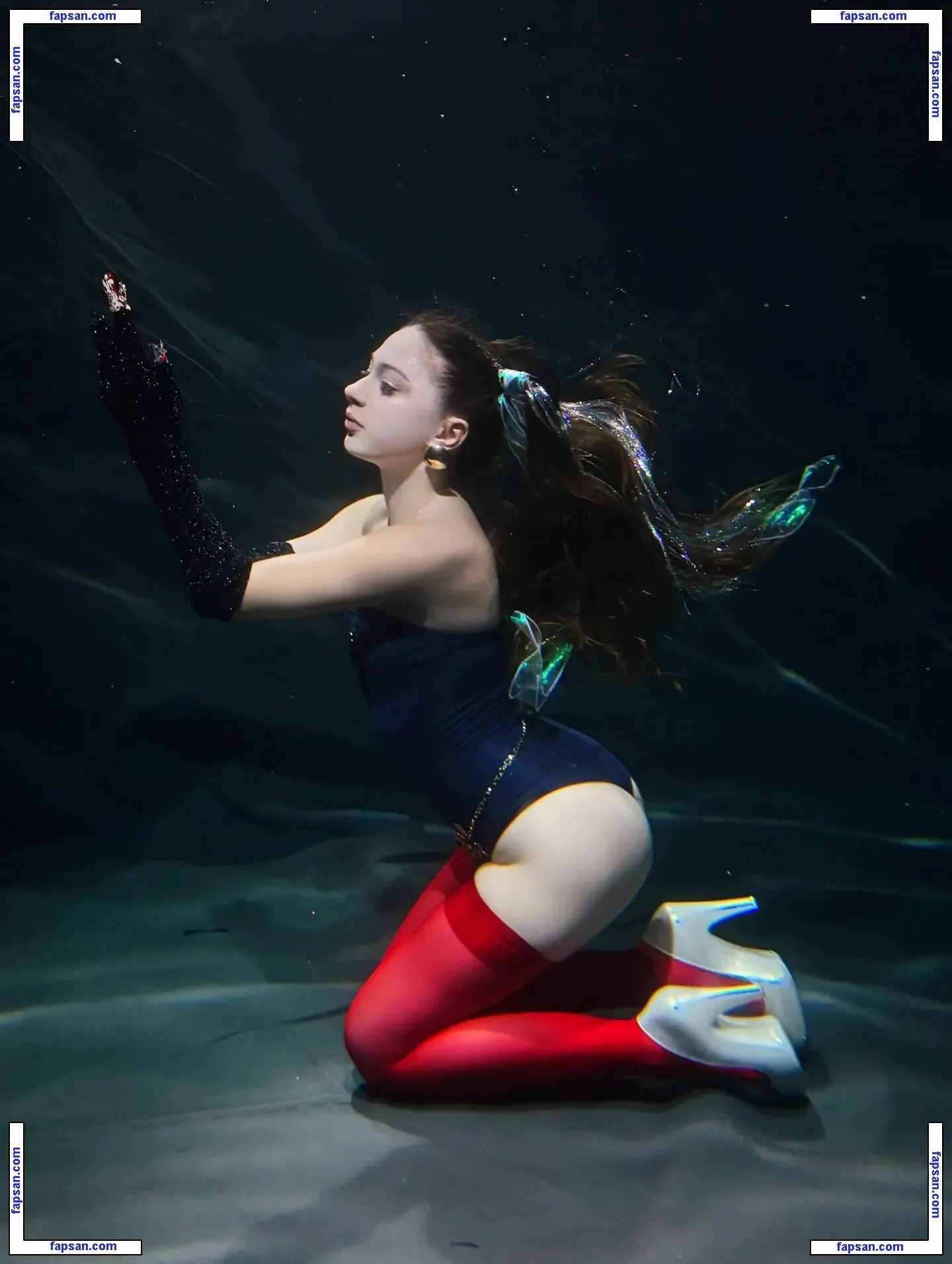 frend_baby nude photo #0096 from OnlyFans