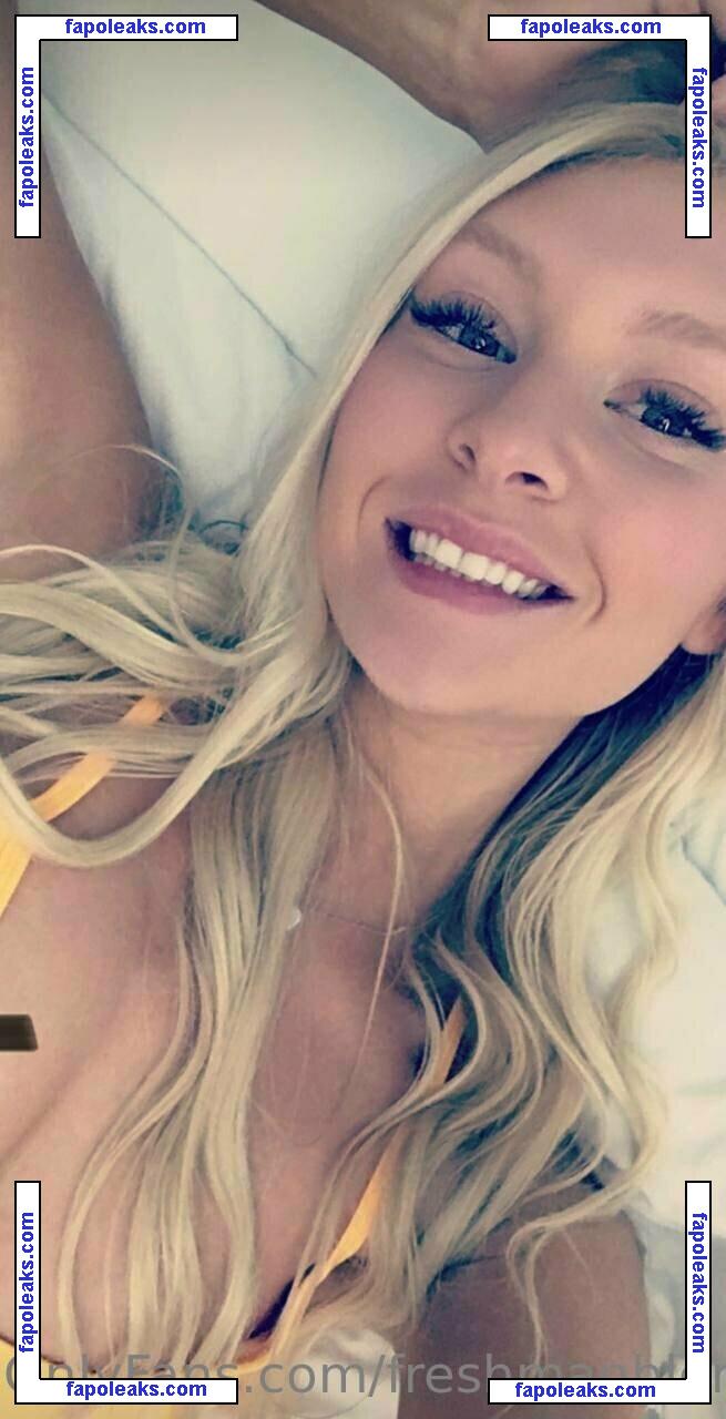 freshmanblondie18 / sheblondie_ nude photo #0084 from OnlyFans