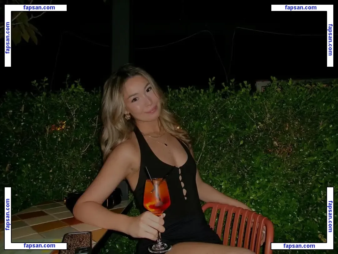 Freya Mckenzie-mcharg nude photo #0001 from OnlyFans