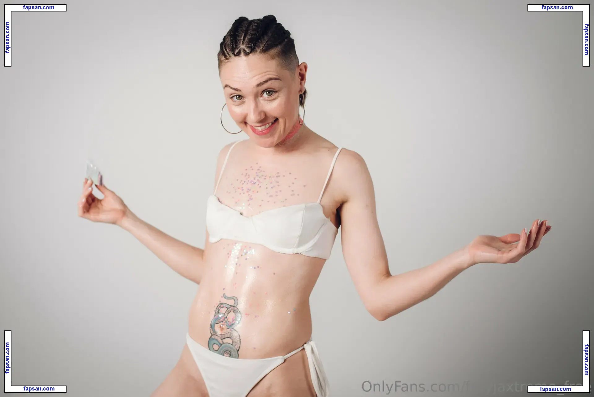 freyjaxtreme_free nude photo #0002 from OnlyFans