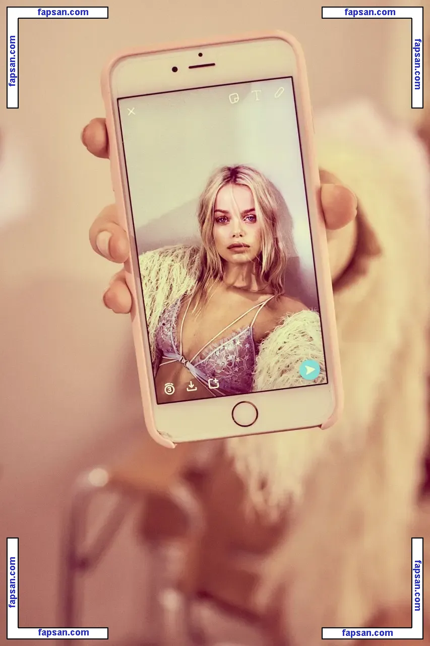 Frida Aasen голая фото #0149 с Онлифанс