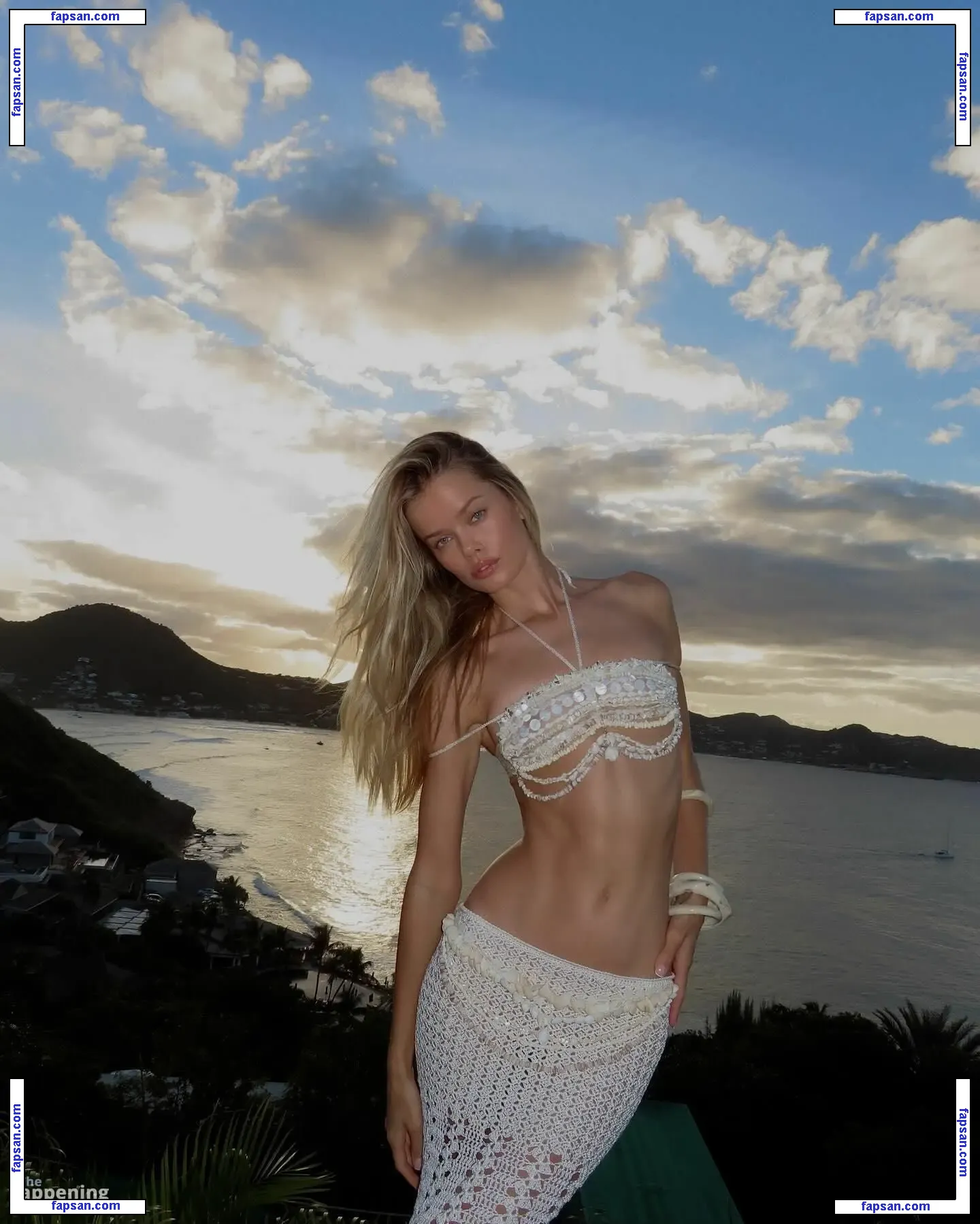 Frida Aasen nude photo #1318 from OnlyFans