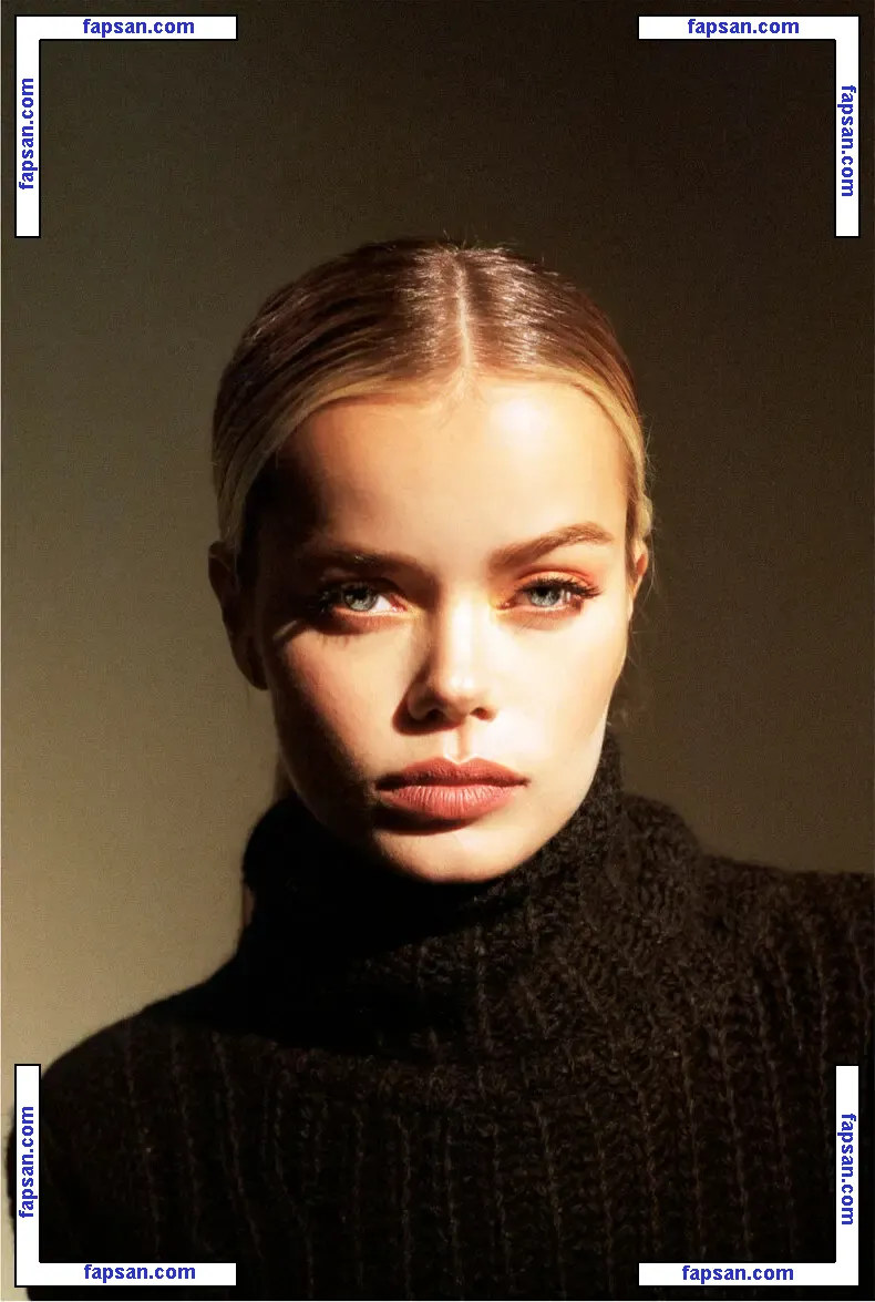 Frida Aasen nude photo #1380 from OnlyFans